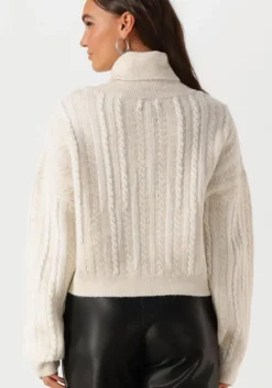 EST'SEVEN est'seven coltrui ada><noscript><img width=