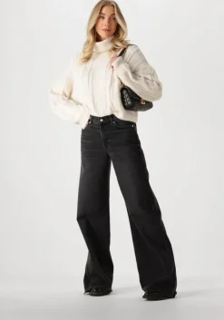 EST'SEVEN est'seven coltrui ada><noscript><img width=