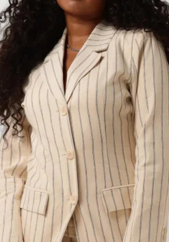 SELECTED FEMME blazer slfhilda ls fitted blazer pin stripe><noscript><img width=