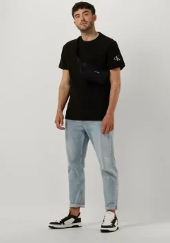 zwarte calvin klein t-shirt badge waffle tee