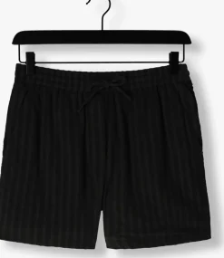 CIRCLE OF TRUST e broeken lotte short><noscript><img width=