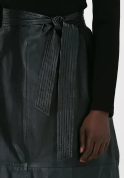 IBANA e maxirok stacy><noscript><img width=