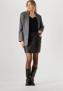 IBANA e top trella><noscript><img width=