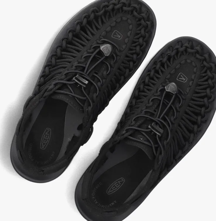 zwarte keen platte sandalen uneek w