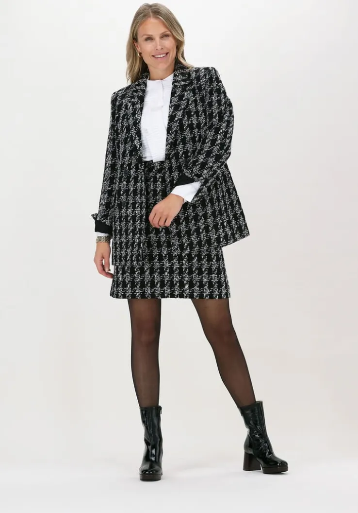 zwarte levete room blazer piana 1 blazers