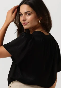 MINUS e top lirene v-neck blouse><noscript><img width=