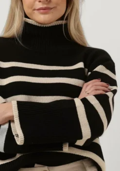 zwarte neo noir coltrui fanning stripe knit blouse
