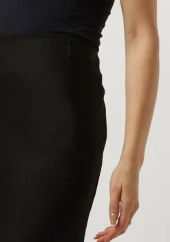zwarte neo noir maxirok vicky heavy sateen skirt