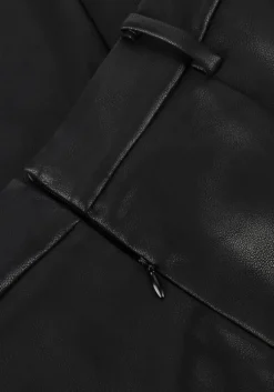 zwarte neo noir midirok netti faux leather skirt