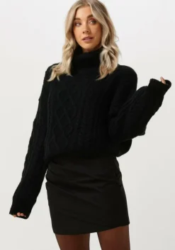 NOTRE-V e coltrui nv-chrissy>DAMES Truien & Vesten