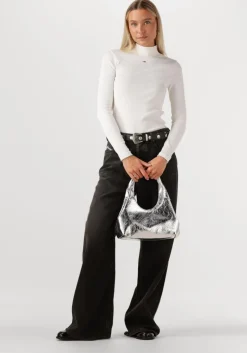 NOTRE-V e riem igone><noscript><img width=