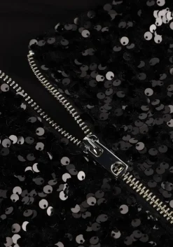 NOTRE-V e top nv-elynn><noscript><img width=