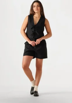 NOTRE-V e top nv-freida><noscript><img width=