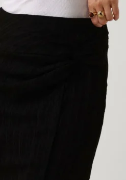 OBJECT e midirok objcilia hw skirt><noscript><img width=