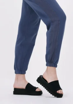 OMODA e slippers 7360><noscript><img width=