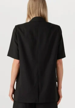 SECOND FEMALE e blazer sharo ss blazer><noscript><img width=