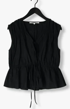 SECOND FEMALE e top felixa top><noscript><img width=