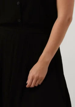 STELLA FOREST e midirok e24ju005><noscript><img width=