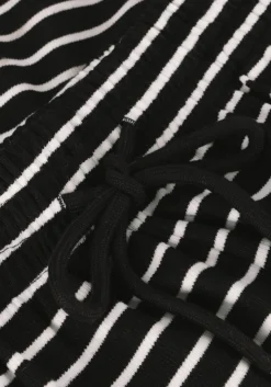 STUDIO AMAYA e korte broek kick><noscript><img width=