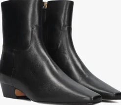 TORAL e enkellaarsjes irene><noscript><img width=