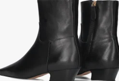 TORAL e enkellaarsjes irene><noscript><img width=