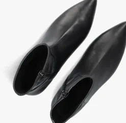 TORAL e enkellaarsjes belinda><noscript><img width=