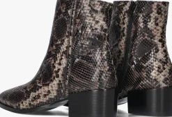 VIA VAI e enkellaarsjes rose baker><noscript><img width=